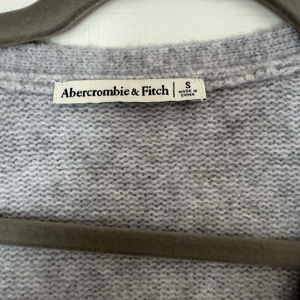 Abercrombie & Fitch Sweater - Picture 2 of 4